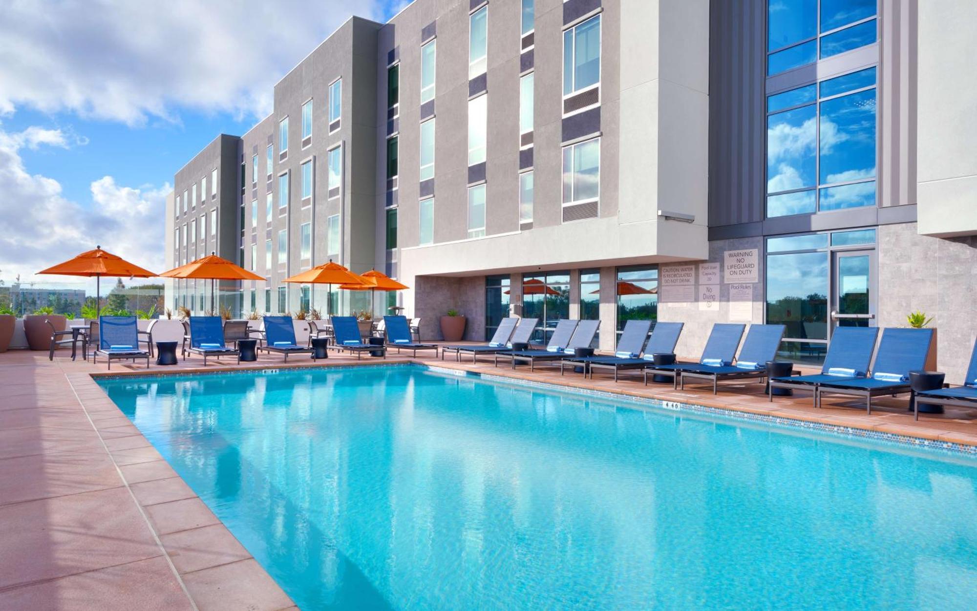 Hampton Inn & Suites Anaheim Resort Convention Center Exteriör bild